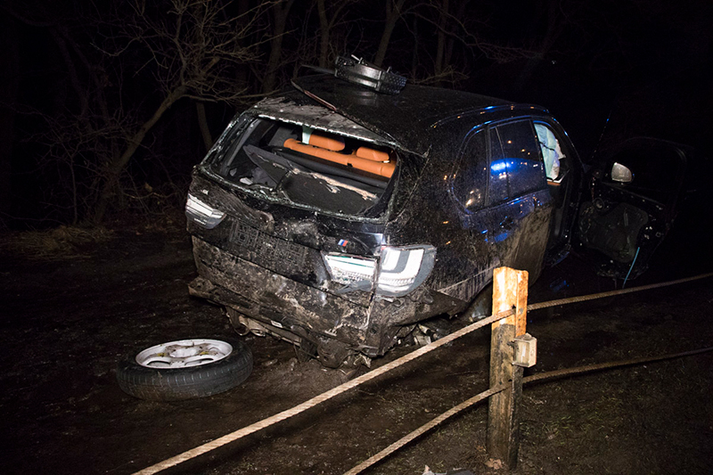 В Киеве BMW X5 уничтожил такси Lanos: пассажир сгорел в автомобиле В Киеве BMW X5 уничтожил такси Lanos: пассажир сгорел в автомобиле