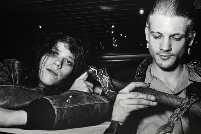 Кого только не встретил: таксист Нью-Йорка 20 лет фотографировал своих пассажиров Кого только не встретил: таксист Нью-Йорка 20 лет фотографировал своих пассажиров