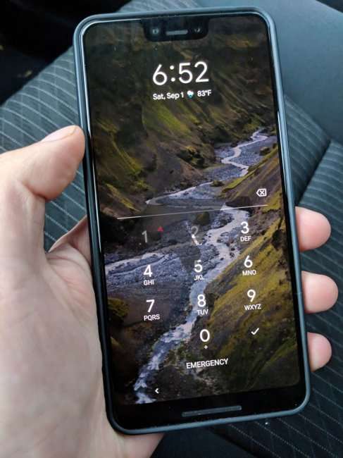 Водитель такси нашел секретный Google Pixel 3 XL Водитель такси нашел секретный Google Pixel 3 XL